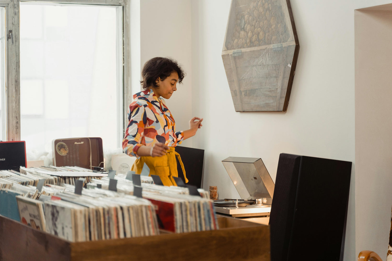 How to Build the Perfect Home Vinyl Setup