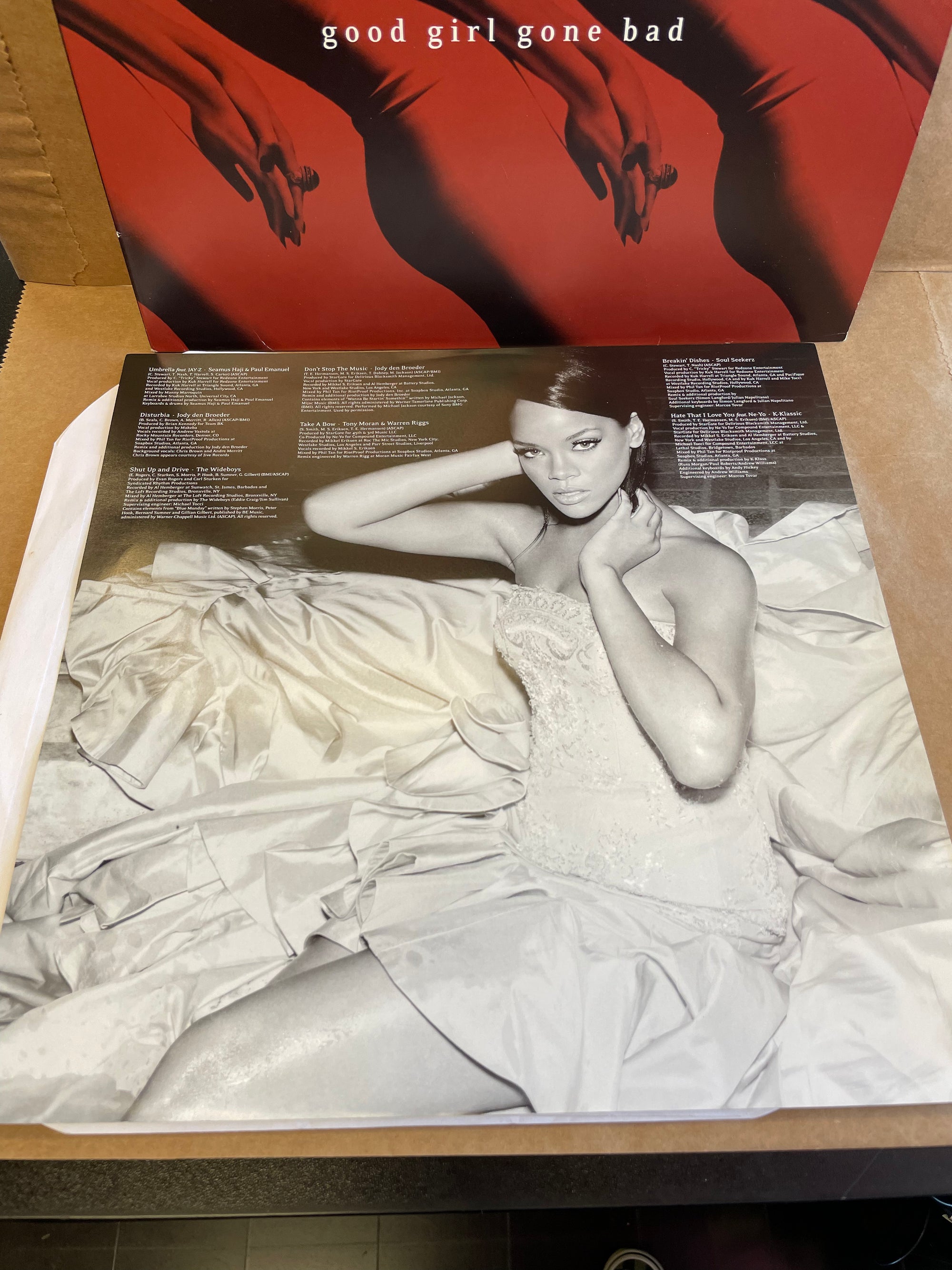 RIHANNA - GOOD GIRL GONE BAD: REMIXES (USED VINYL)